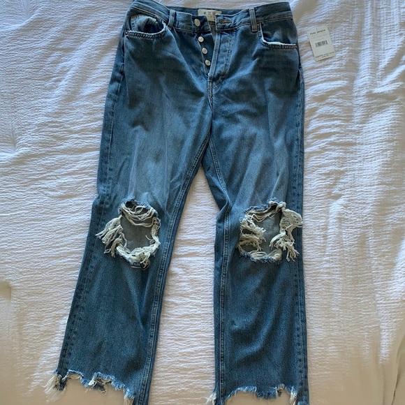 Free People Denim - Light stone wash cropped Free People jeans